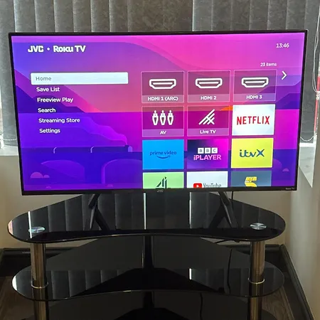 Semesterbostad Contractors, Groups 4xbedrooms 5xdouble Beds, Close To Free Parking Sleeps X 10 Wifi ,netflix,lgi Check Reviwz