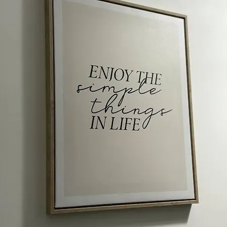 Contractors, Groups 4xbedrooms 5xdouble Beds, Close To Free Parking Sleeps X 10 Wifi ,netflix,lgi Check Reviwz Semesterbostad Leeds (West Yorkshire)