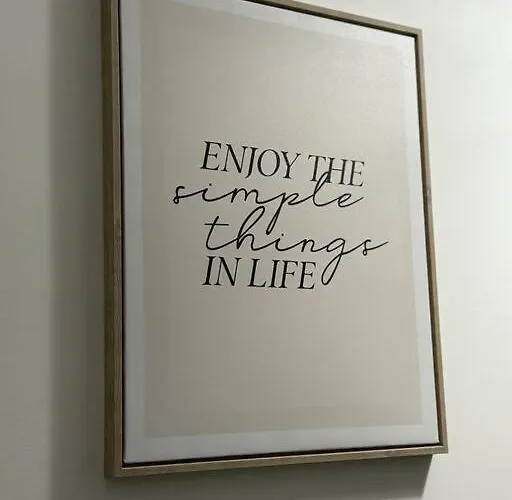 Contractors, Groups 4xbedrooms 5xdouble Beds, Close To Free Parking Sleeps X 10 Wifi ,netflix,lgi Check Reviwz Semesterbostad Leeds (West Yorkshire)